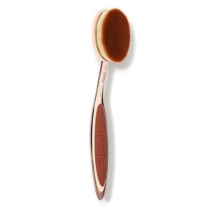 Artis Oval 7 Brush 24k Gold Finish
